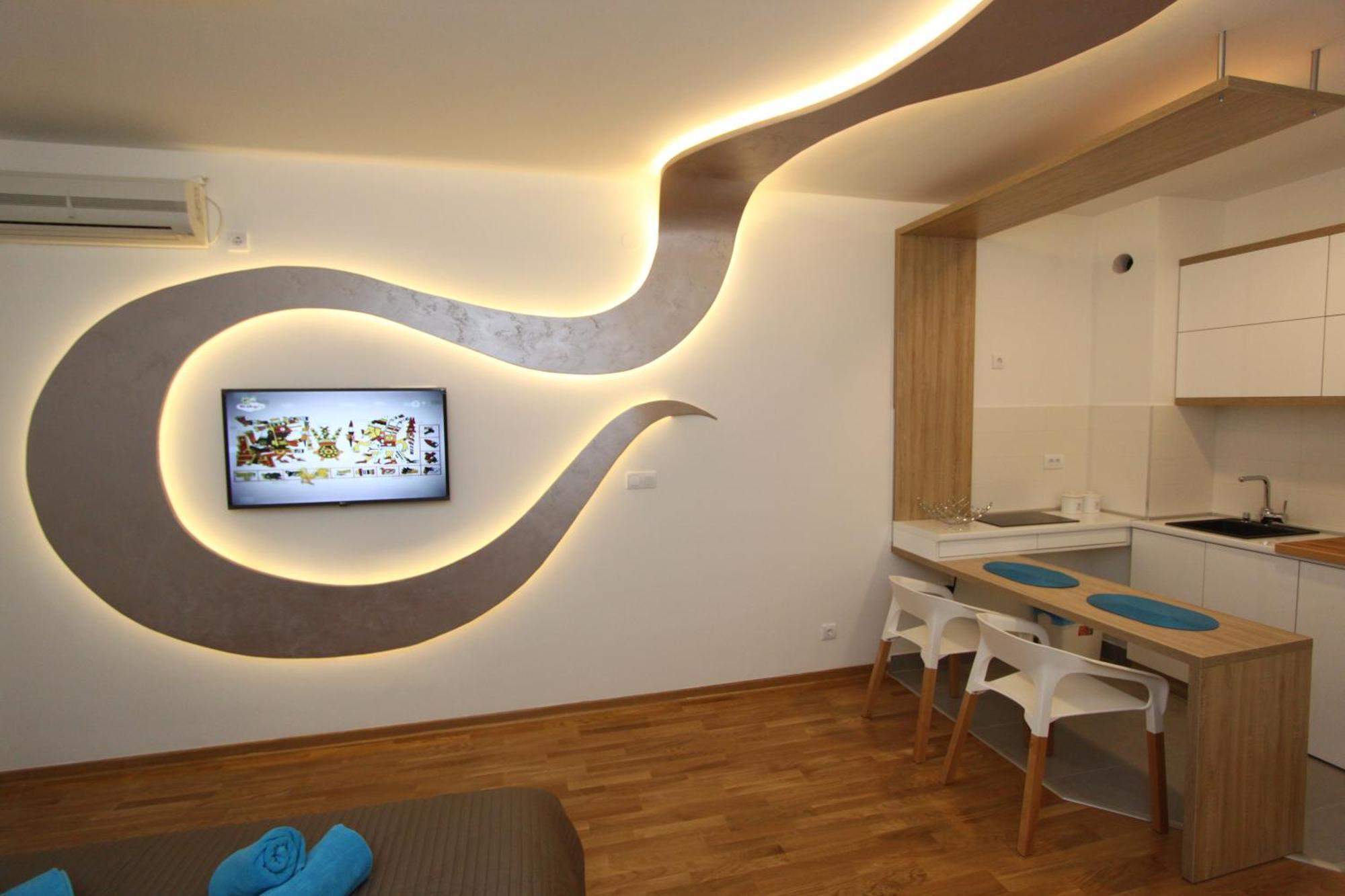 Riviera New Belgrade Apartment, Parking 5 Eur Per Day 외부 사진