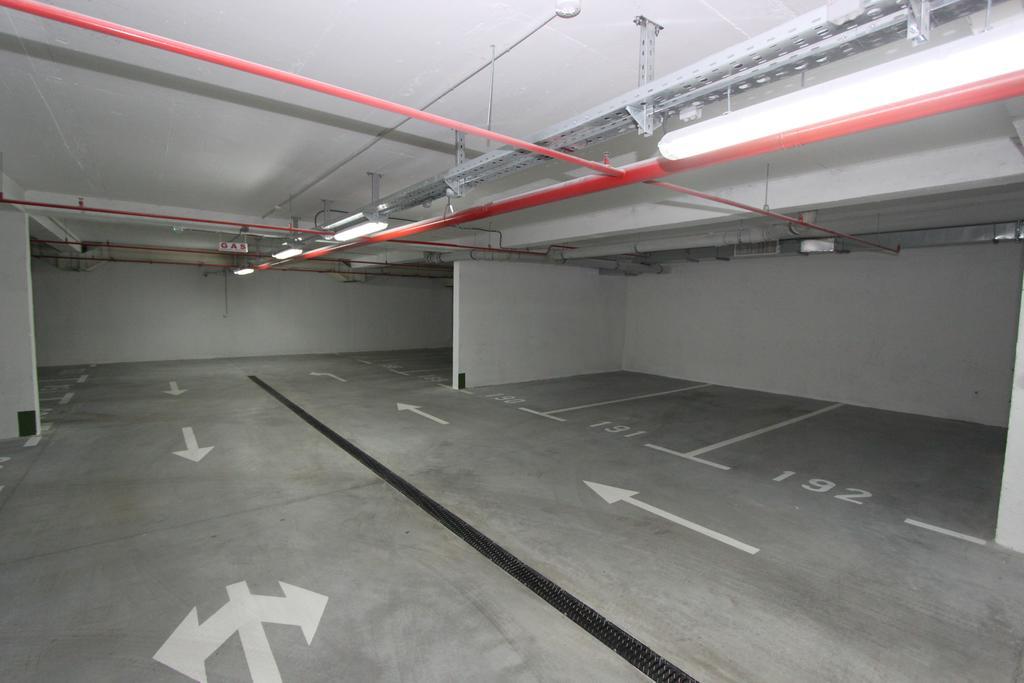 Riviera New Belgrade Apartment, Parking 5 Eur Per Day 외부 사진